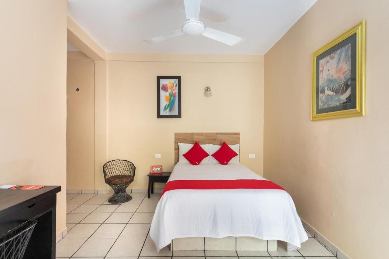Hotel Costa Azul เชตุมัล ภายนอก รูปภาพ