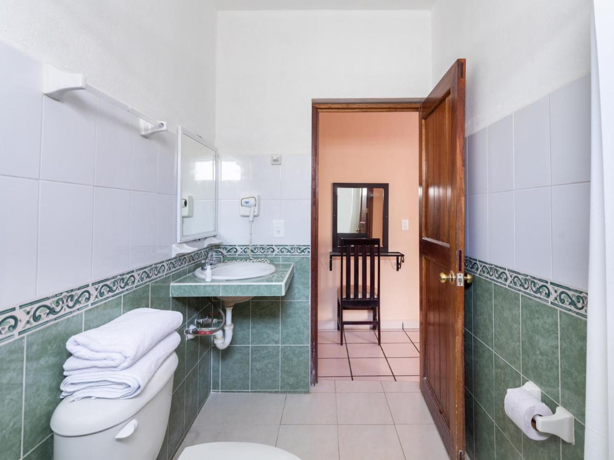 Hotel Costa Azul เชตุมัล ภายนอก รูปภาพ